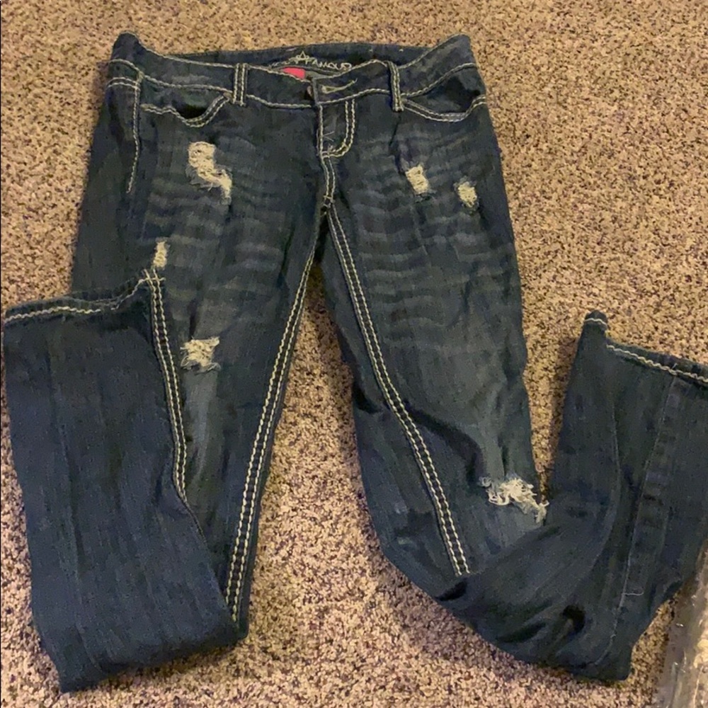 Almost famous size 3